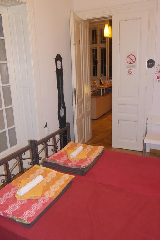 Time Hostel Belgrad Pokój zdjęcie