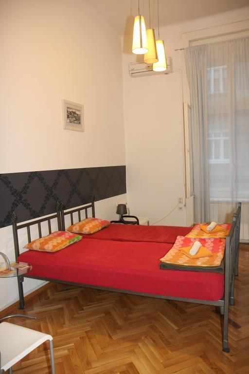 Time Hostel Belgrad Pokój zdjęcie